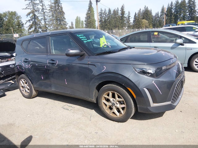 KNDJ23AU2R7908942 KIA SOUL LX