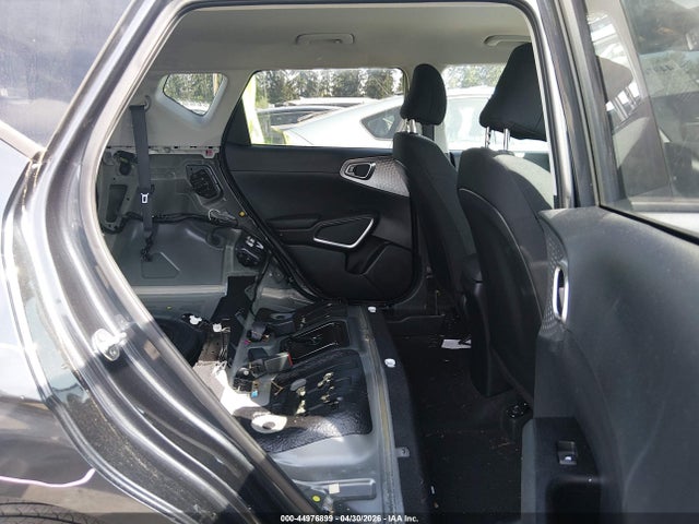 KNDJ23AU2R7908942 KIA SOUL LX