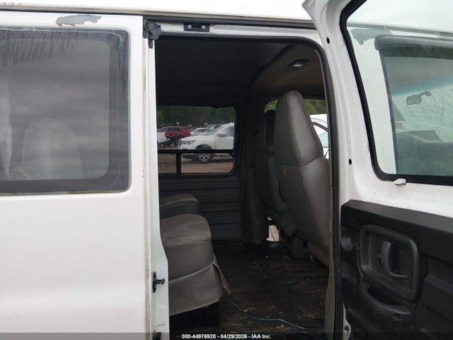 44976920 :رقم المزاد ، 1GTEG15W6Y1245895 vin ، 2000 Gmc Savana Standard مزاد بيع