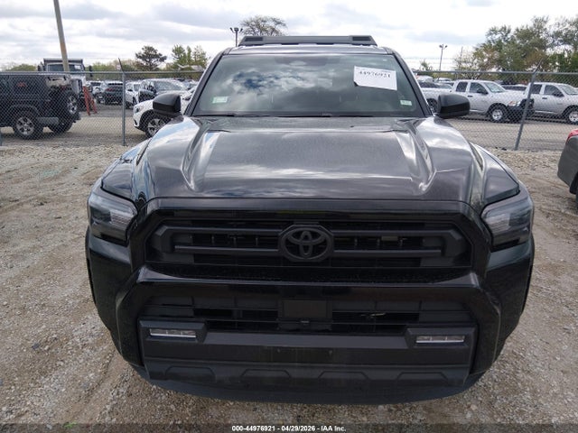 Toyota 4RUNNER SR5 2025 JTEVA5BR3S5065549 Image 6