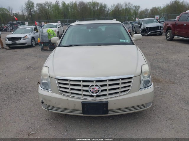 44976936 :رقم المزاد ، 1G6KH5E65BU145061 vin ، 2011 Cadillac Dts Premium Collection مزاد بيع