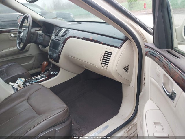 44976936 :رقم المزاد ، 1G6KH5E65BU145061 vin ، 2011 Cadillac Dts Premium Collection مزاد بيع