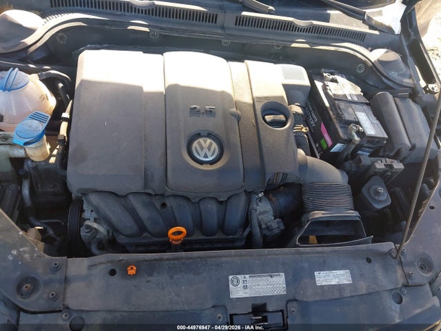 Продаж на аукціоні авто 2013 Volkswagen Jetta 2.5l Se, vin: 3VWDP7AJ8DM211637, номер лоту: 44976947