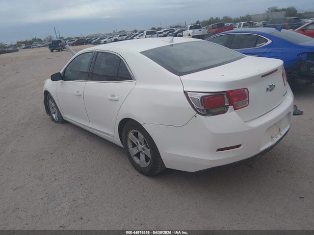 Chevrolet MALIBU 1LT 2015 1G11C5SL8FF165678 Image 3