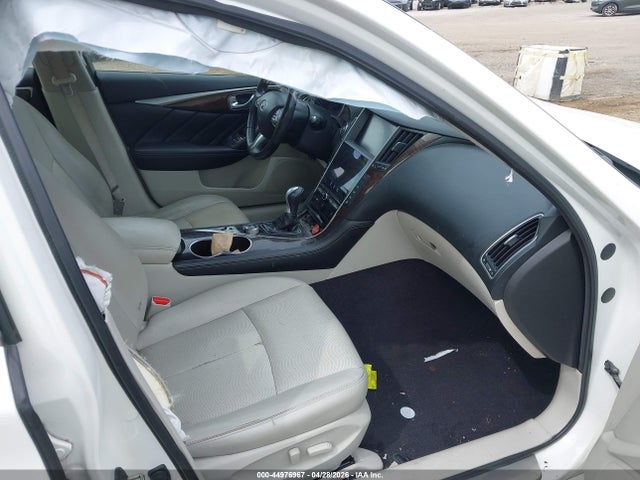 Продажа на аукционе авто 2015 Infiniti Q50 Premium, vin: JN1BV7AR9FM397521, номер лота: 44976967