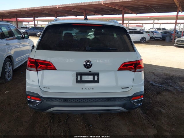 44976986 :رقم المزاد ، 3VVJX7B22NM023048 vin ، 2022 Volkswagen Taos 1.5t Sel مزاد بيع