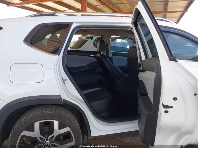 44976986 :رقم المزاد ، 3VVJX7B22NM023048 vin ، 2022 Volkswagen Taos 1.5t Sel مزاد بيع
