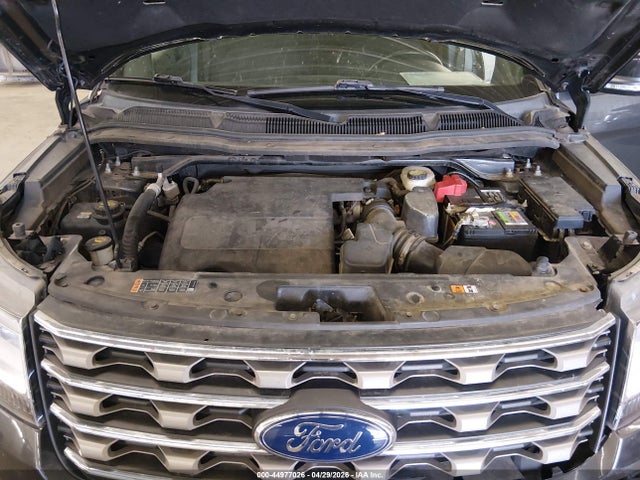 44977026 :رقم المزاد ، 1FM5K8D86GGB52506 vin ، 2016 Ford Explorer Xlt مزاد بيع
