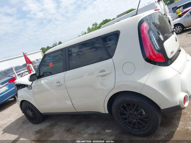 Продаж на аукціоні авто 2015 Kia Soul !, vin: KNDJX3A52F7172915, номер лоту: 44977028