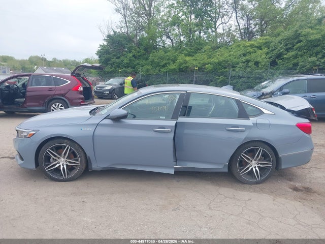1HGCV3F96NA004871 Honda Accord Hybrid Touring