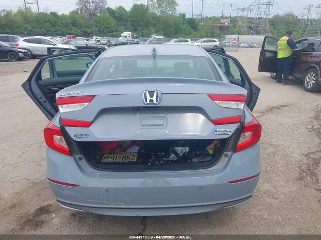 1HGCV3F96NA004871 Honda Accord Hybrid Touring