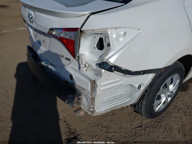 Toyota Corolla Le Eco 2015 5YFBPRHEXFP188629 Image 18