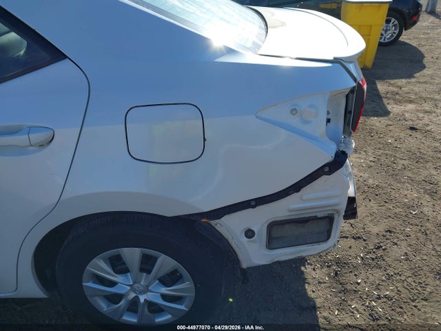 Toyota Corolla Le Eco 2015 5YFBPRHEXFP188629 Image 21