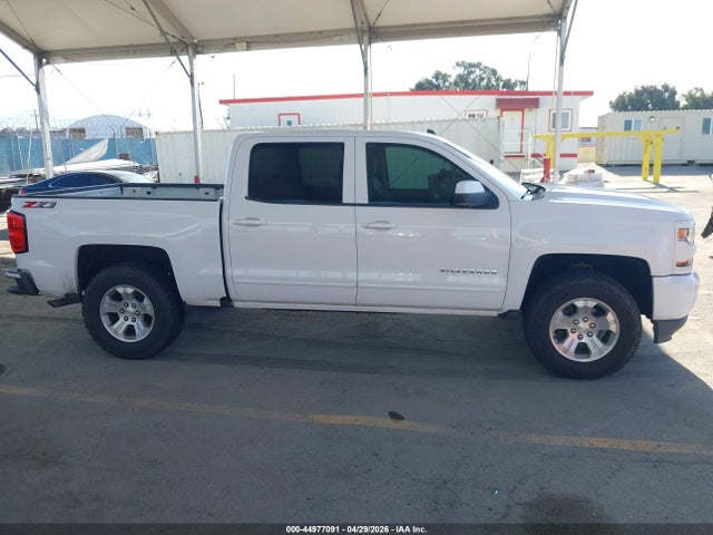 3GCUKREC7JG477198 Chevrolet Silverado 1500 2lt