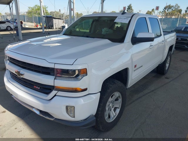 3GCUKREC7JG477198 Chevrolet Silverado 1500 2lt