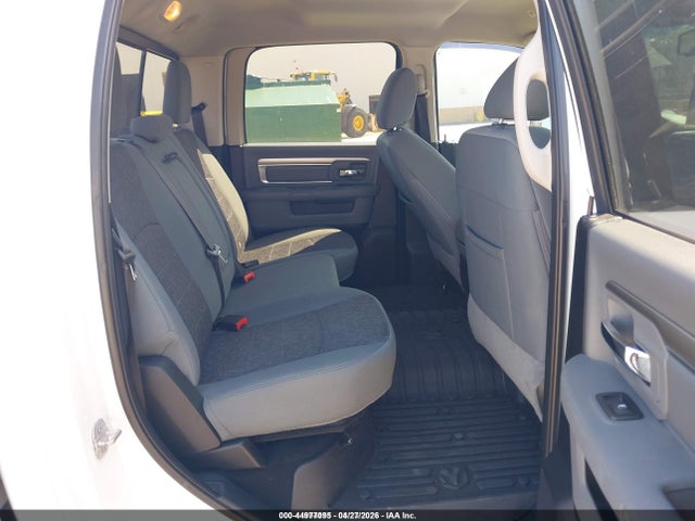 Продаж на аукціоні авто 2018 Ram 1500 Big Horn  4x4 5'7 Box, vin: 1C6RR7LM7JS277231, номер лоту: 44977095