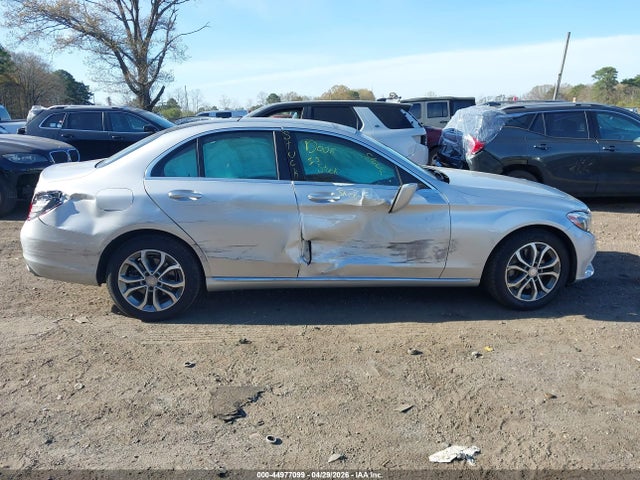 2015 Mercedes-benz C 300 4matic მანქანა იყიდება აუქციონზე, vin: 55SWF4KB9FU004037, აუქციონის ნომერი: 44977099