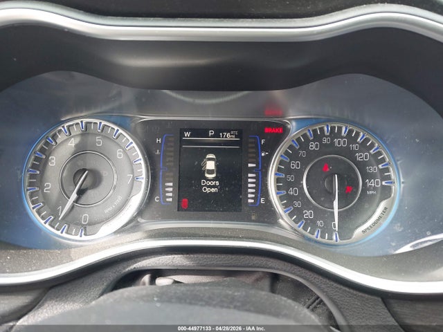 Продажа на аукционе авто 2015 Chrysler 200 Limited, vin: 1C3CCCAB8FN502289, номер лота: 44977133