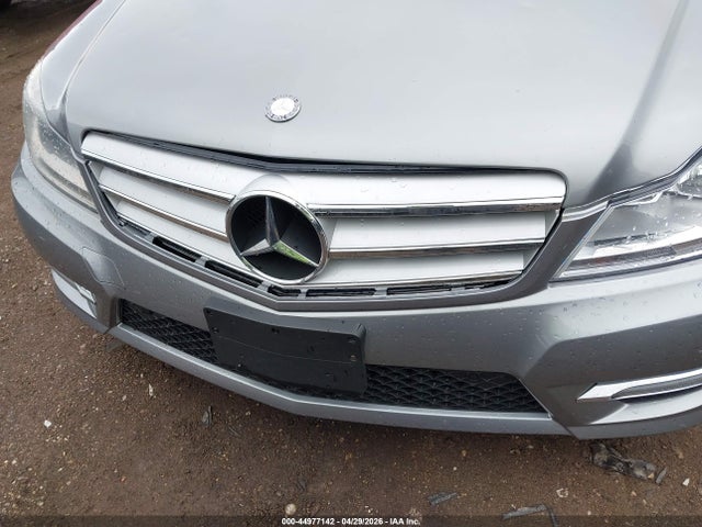 44977142 :رقم المزاد ، WDDGF8AB7EA959480 vin ، 2014 Mercedes-benz C 300 Sport 4matic مزاد بيع