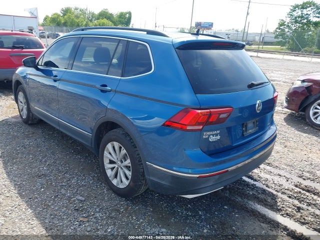 44977143 :رقم المزاد ، 3VV2B7AX9JM105501 vin ، 2018 Volkswagen Tiguan 2.0t Se/2.0t Sel مزاد بيع