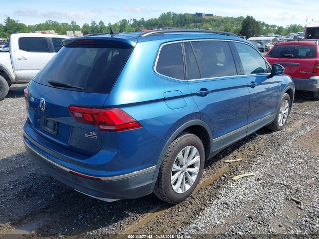 44977143 :رقم المزاد ، 3VV2B7AX9JM105501 vin ، 2018 Volkswagen Tiguan 2.0t Se/2.0t Sel مزاد بيع