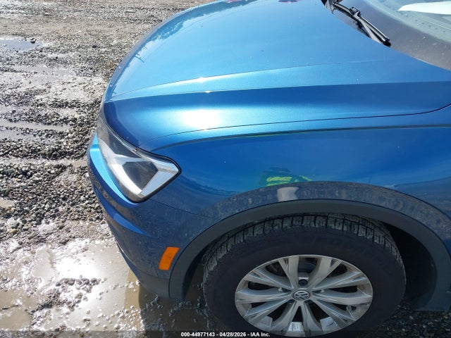 44977143 :رقم المزاد ، 3VV2B7AX9JM105501 vin ، 2018 Volkswagen Tiguan 2.0t Se/2.0t Sel مزاد بيع