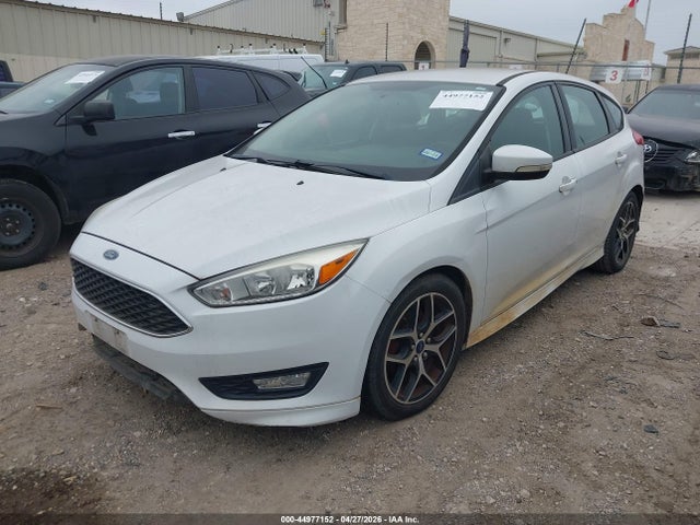 2015 Ford Focus Se მანქანა იყიდება აუქციონზე, vin: 1FADP3K24FL251436, აუქციონის ნომერი: 44977152
