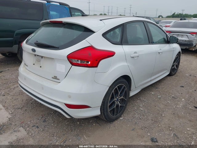 2015 Ford Focus Se მანქანა იყიდება აუქციონზე, vin: 1FADP3K24FL251436, აუქციონის ნომერი: 44977152