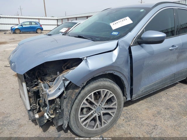 44977191 :رقم المزاد ، 1FMCU0H60NUB11878 vin ، 2022 Ford Escape Sel مزاد بيع