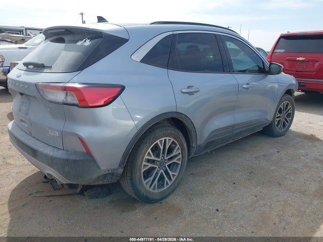 44977191 :رقم المزاد ، 1FMCU0H60NUB11878 vin ، 2022 Ford Escape Sel مزاد بيع