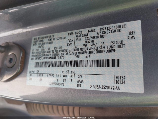 44977191 :رقم المزاد ، 1FMCU0H60NUB11878 vin ، 2022 Ford Escape Sel مزاد بيع
