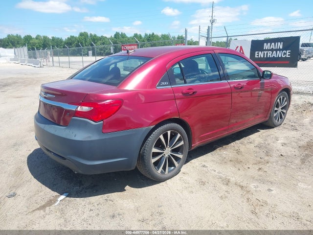 44977206 :رقم المزاد ، 1C3CCBBG6EN118451 vin ، 2014 Chrysler 200 Touring مزاد بيع