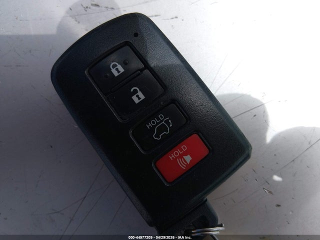 44977209 :رقم المزاد ، 5TDJZRFH7JS895948 vin ، 2018 Toyota Highlander Xle مزاد بيع