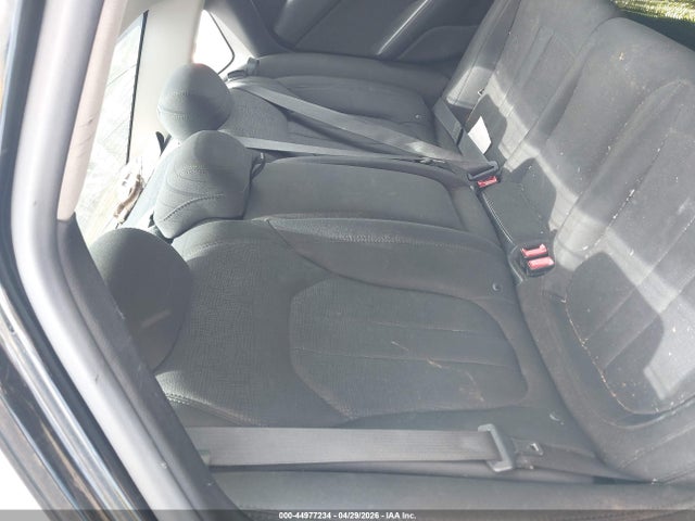 44977234 :رقم المزاد ، 1C3CCCAB4FN746196 vin ، 2015 Chrysler 200 Limited مزاد بيع