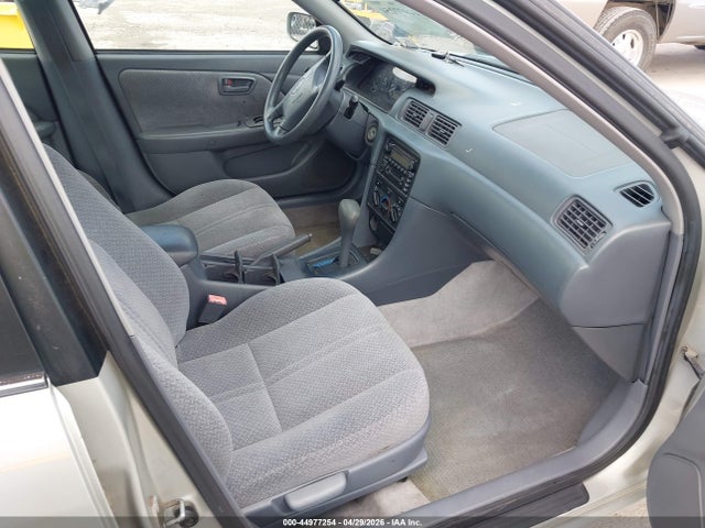 Продажа на аукционе авто 2000 Toyota Camry Le, vin: 4T1BG22K1YU007120, номер лота: 44977254