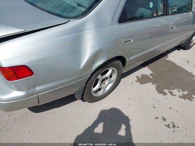 Продажа на аукционе авто 2000 Toyota Camry Le, vin: 4T1BG22K1YU007120, номер лота: 44977254