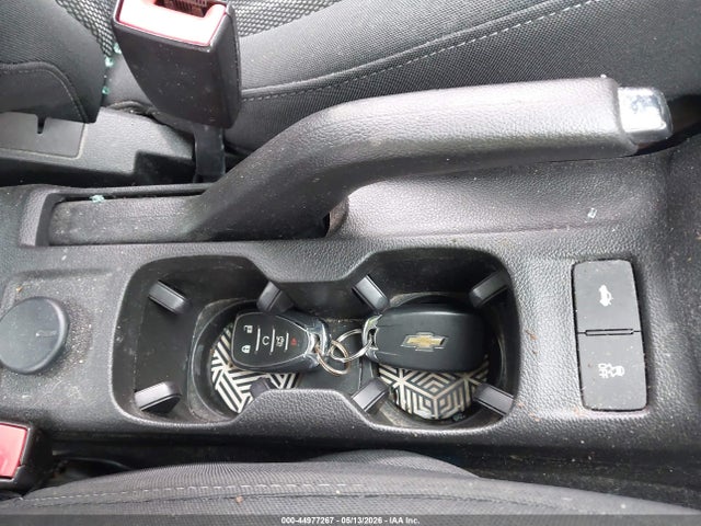 44977267 :رقم المزاد ، 1G1JD5SHXH4163910 vin ، 2017 Chevrolet Sonic Lt Auto مزاد بيع