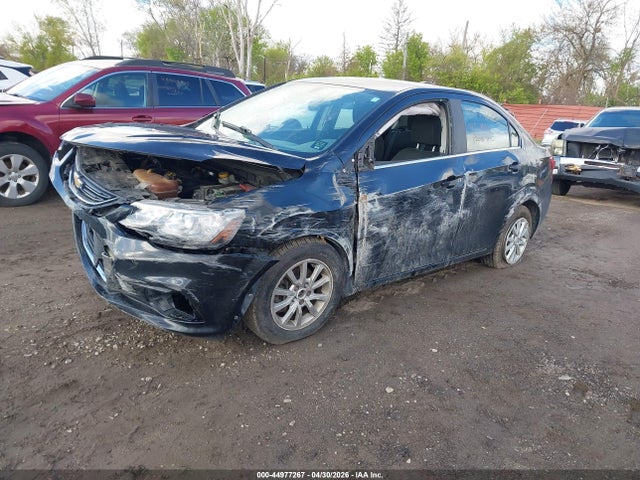 44977267 :رقم المزاد ، 1G1JD5SHXH4163910 vin ، 2017 Chevrolet Sonic Lt Auto مزاد بيع