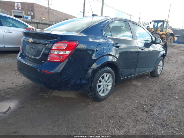44977267 :رقم المزاد ، 1G1JD5SHXH4163910 vin ، 2017 Chevrolet Sonic Lt Auto مزاد بيع