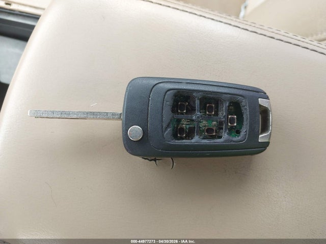 44977273 :رقم المزاد ، 1G4GE5EV8AF247049 vin ، 2010 Buick Lacrosse Cxs مزاد بيع