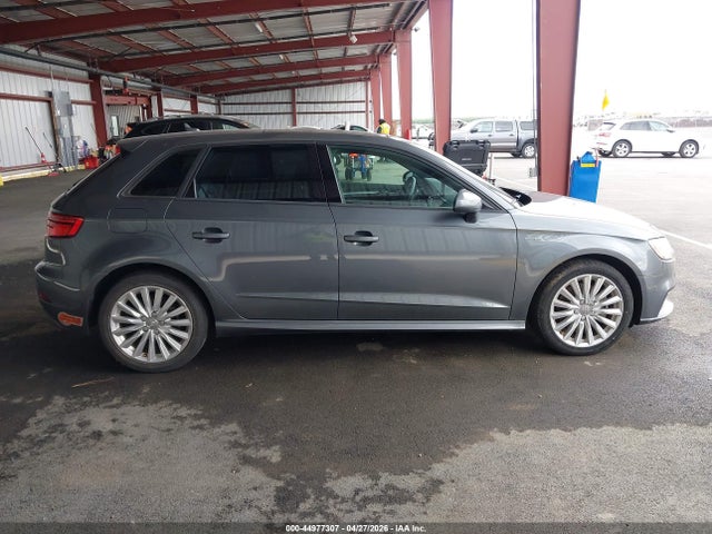 2017 Audi A3 E-tron 1.4t Premium მანქანა იყიდება აუქციონზე, vin: WAUUPBFF9HA070331, აუქციონის ნომერი: 44977307