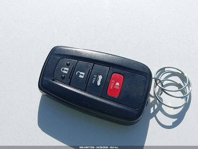Toyota Camry Le Hybrid 2020 4T1E31AK9LU011607 Image 11