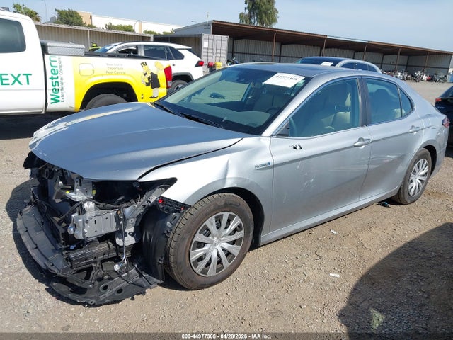 Toyota Camry Le Hybrid 2020 4T1E31AK9LU011607 Image 2