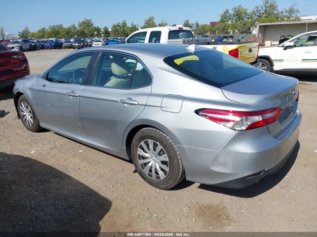 Toyota Camry Le Hybrid 2020 4T1E31AK9LU011607 Image 3