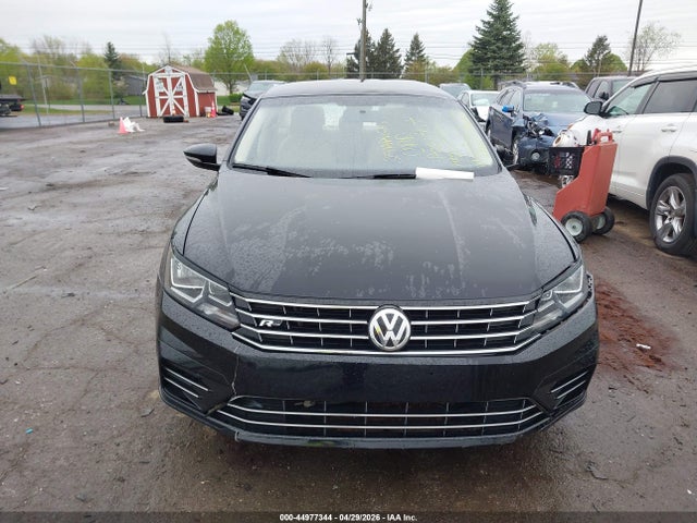 2017 Volkswagen Passat 1.8t R-line მანქანა იყიდება აუქციონზე, vin: 1VWDT7A35HC054167, აუქციონის ნომერი: 44977344