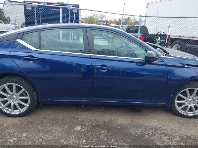 44977359 :رقم المزاد ، 1N4BL4CW6KC207135 vin ، 2019 Nissan Altima 2.5 Sr مزاد بيع