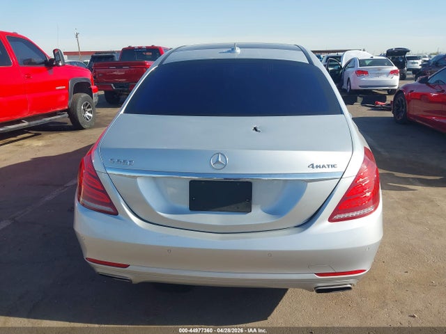 Mercedes-Benz S 550 4matic 2015 WDDUG8FB2FA155355 Image 16