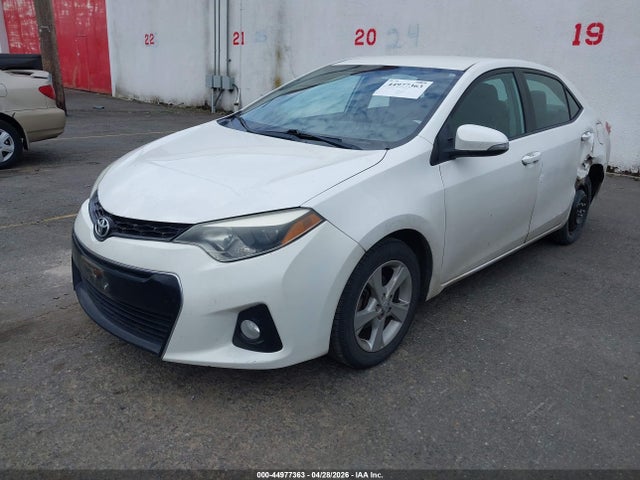 Toyota Corolla S 2014 5YFBURHE1EP138547 Image 2