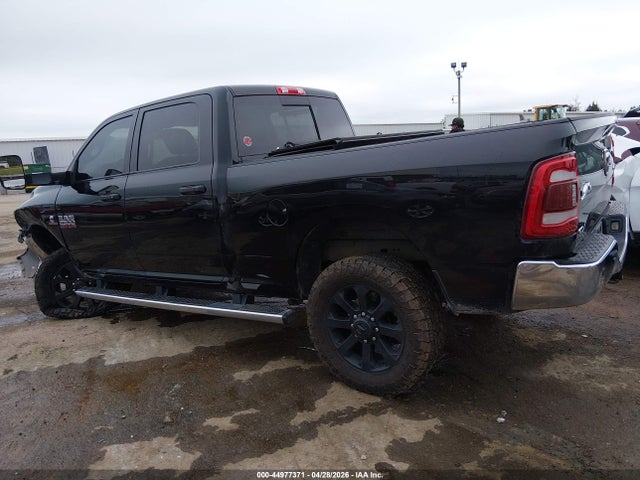 44977371 :رقم المزاد ، 3C6UR5DLXGG134083 vin ، 2016 Ram 2500 Big Horn مزاد بيع