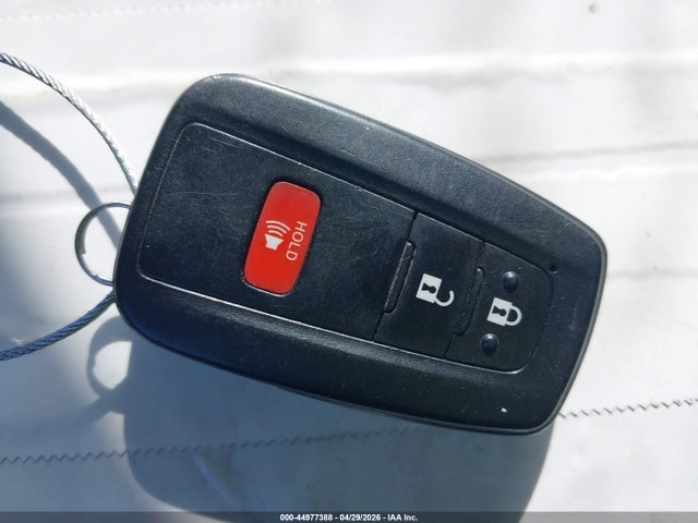 Toyota Prius Two 2016 JTDKBRFU8G3004842 Image 11